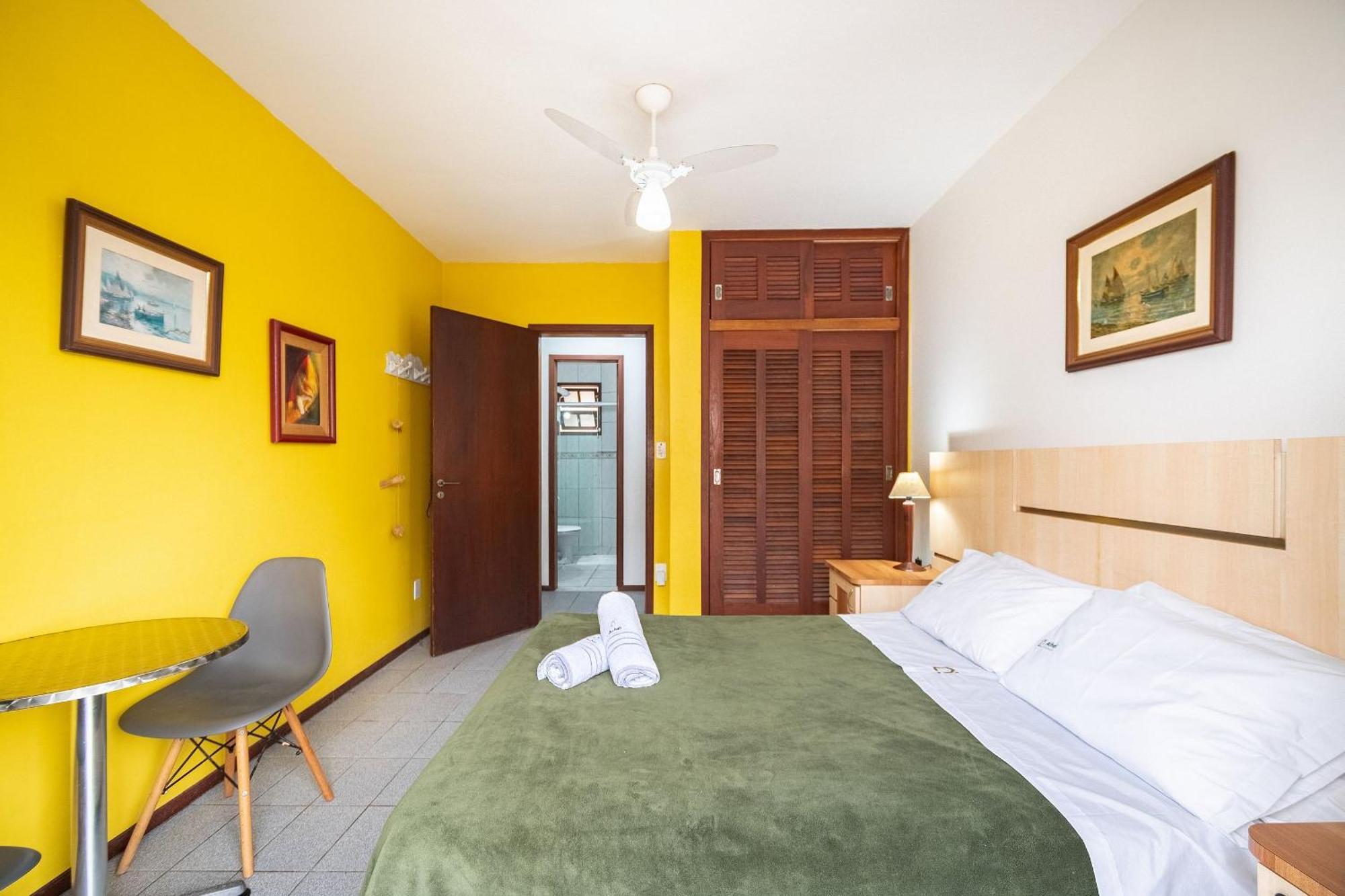 Apartamento Triplex Litoral 2q A 60m Da By Achei *